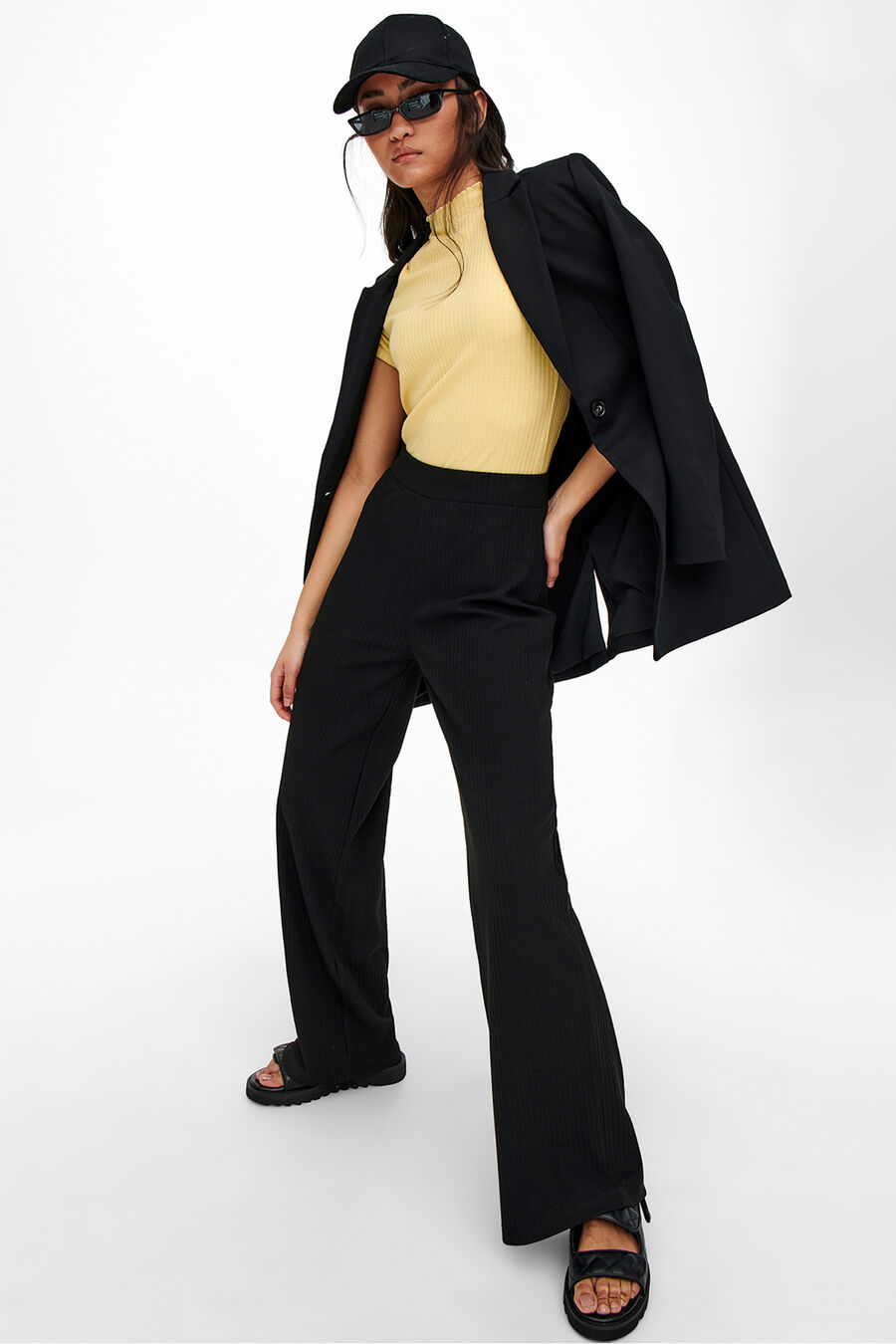 Pantalón Wide Leg canalé