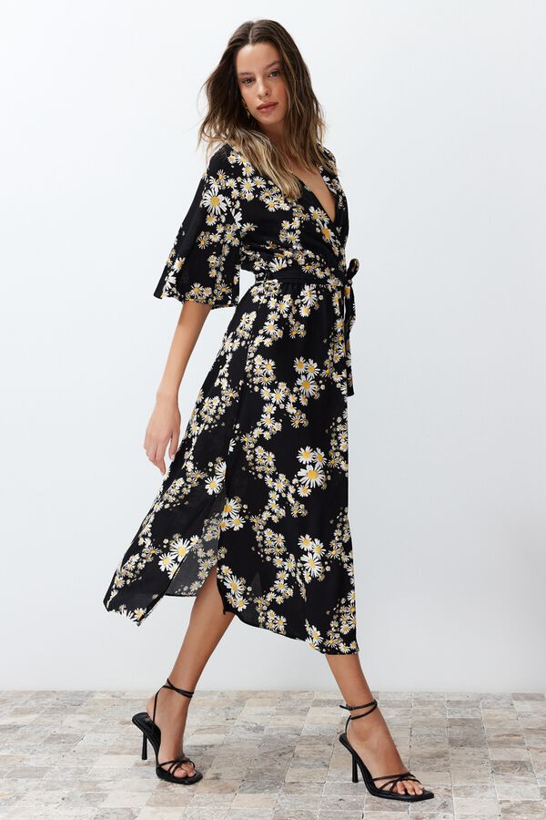 Trendyol Vestido midi estampado negro