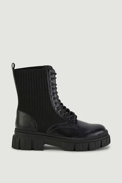 Springfield Lace-up boots with notched soles black