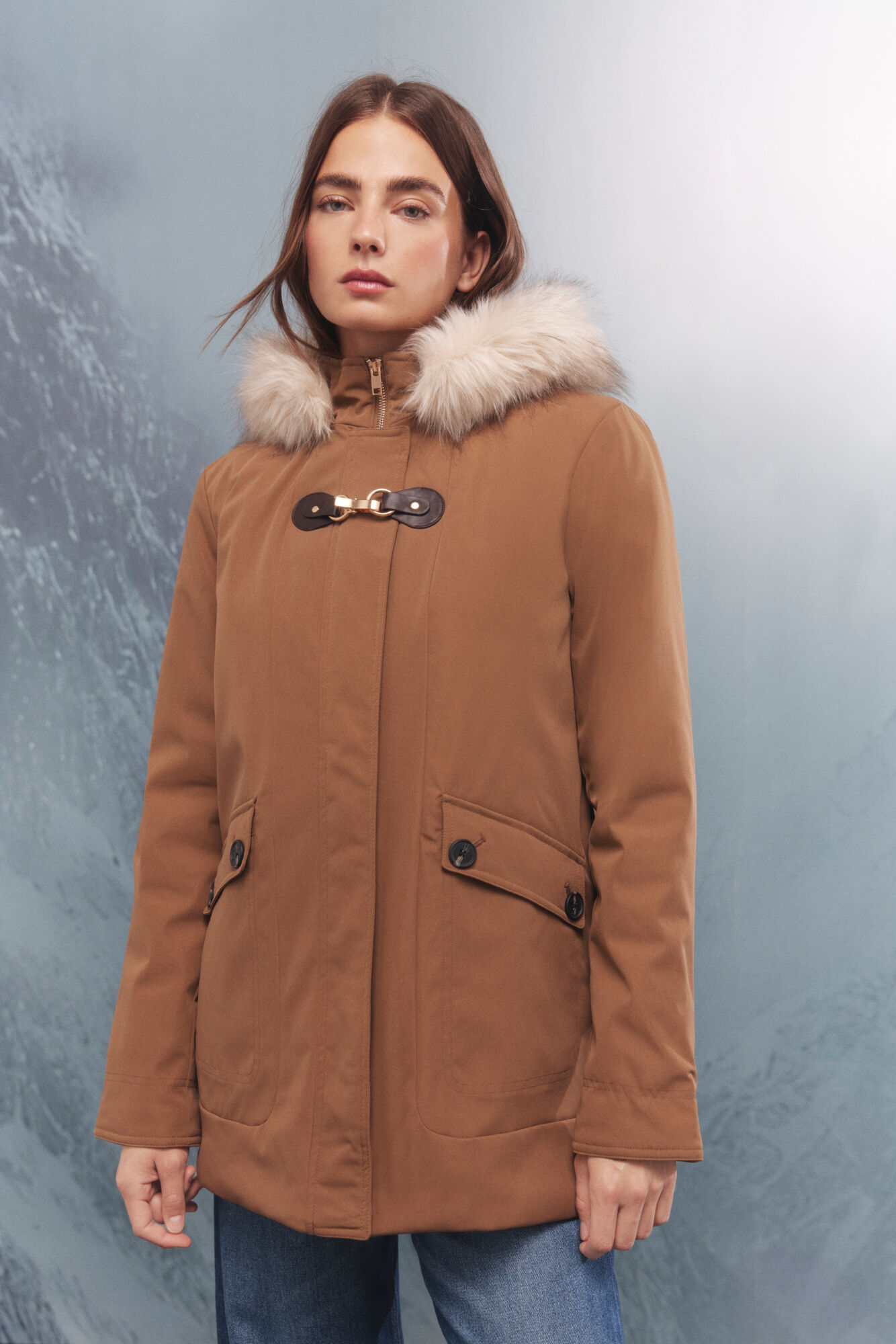 Springfield Sorona Aura metal fastening hood parka