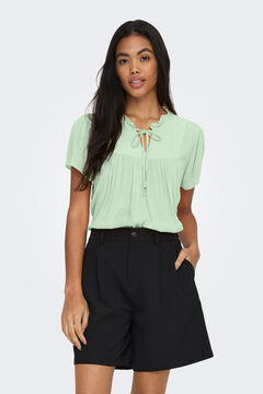 JDY R&ouml;vid ujj&uacute; V-nyak&uacute; felső