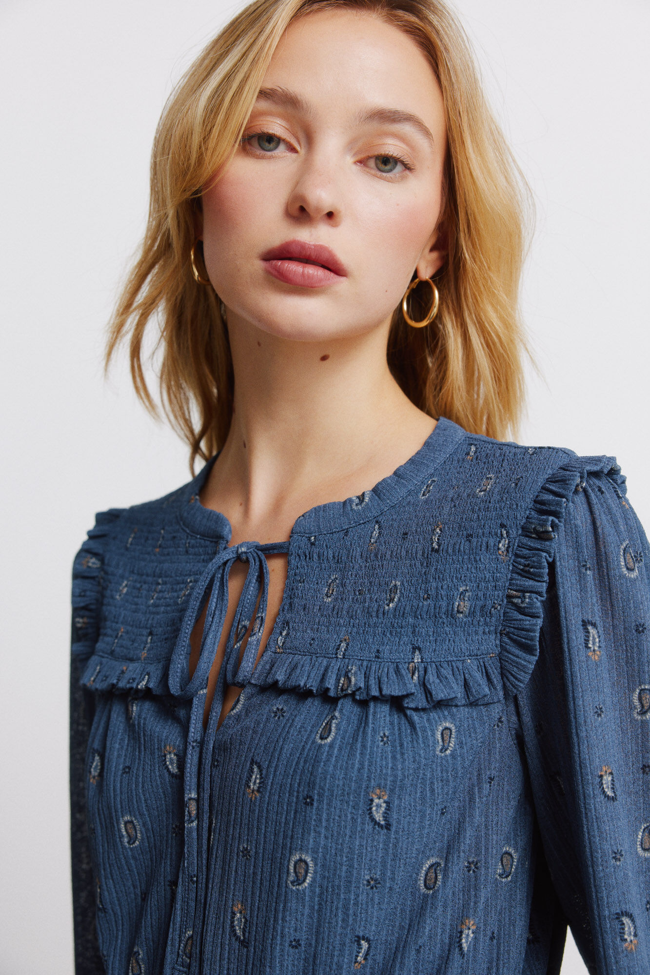 Springfield Vestido corto de manga larga volantes