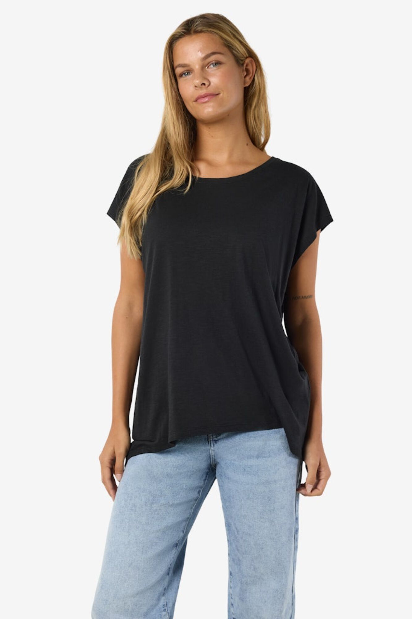 Noisy May Camiseta de manga corta con cuello redondo