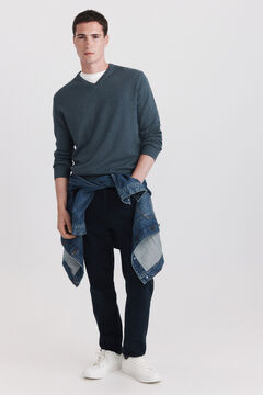 Springfield V-neck basic jumper