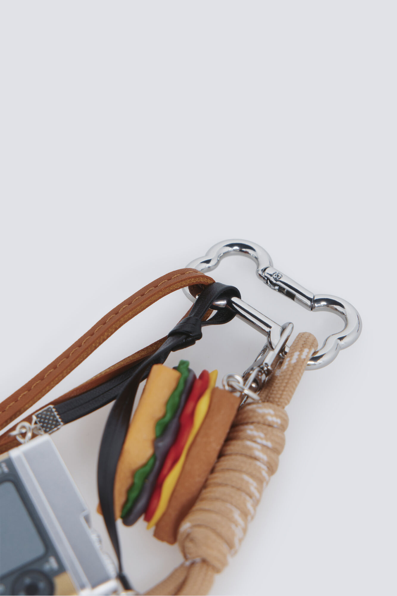 Springfield Privezak sa jazavičarem u braon boji