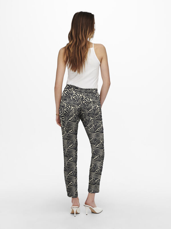 Only Pantal&oacute;n recto fluido negro