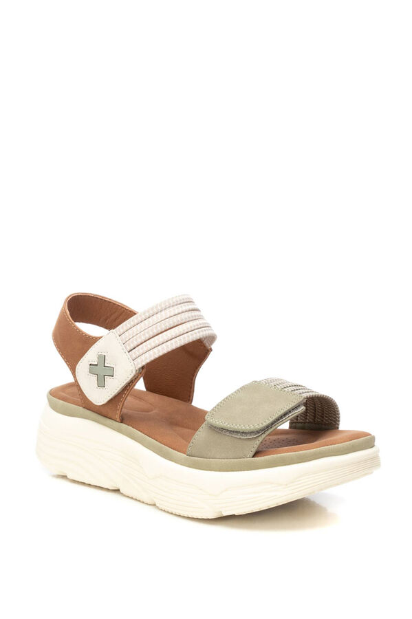 XTI Elastic strap velcro sandal beige