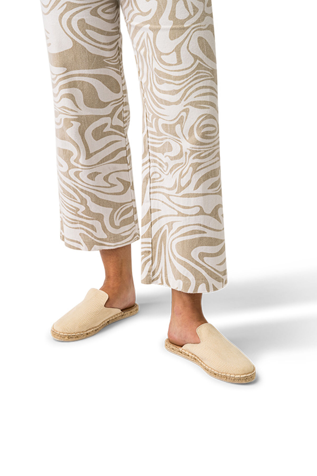 Paez Paez Mule Essential Ecru