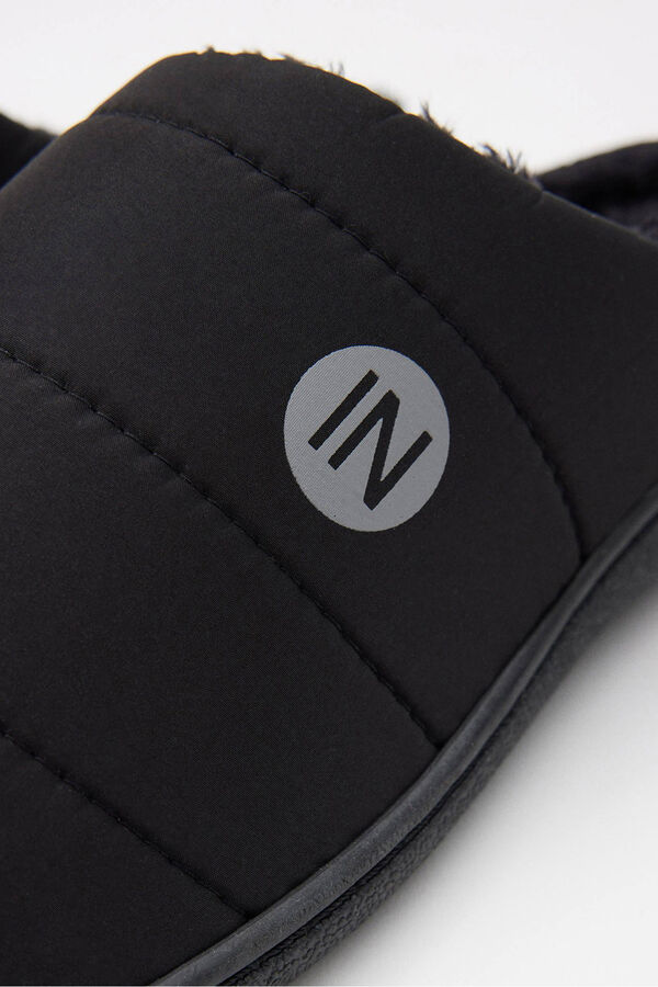 Inside Chinelos de quarto preto