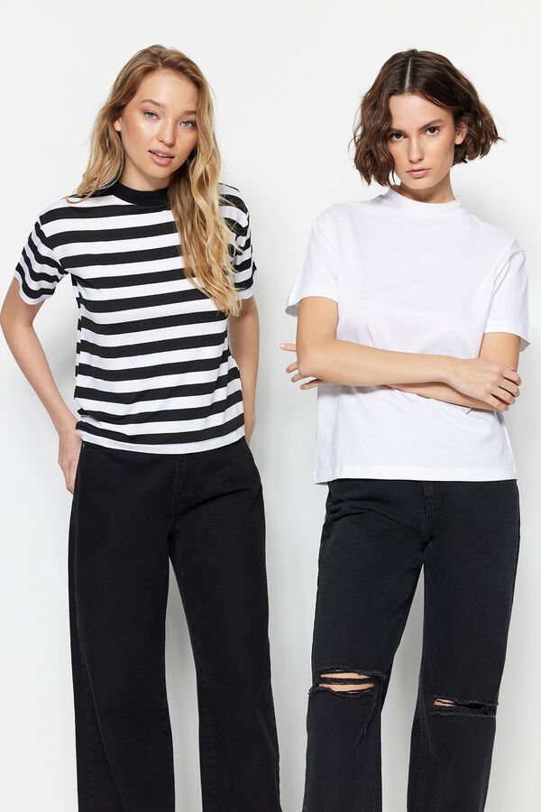 Trendyol Pack of 2 short sleeve T-shirts white