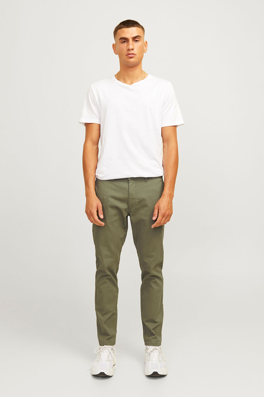 Pantalón chino slim fit