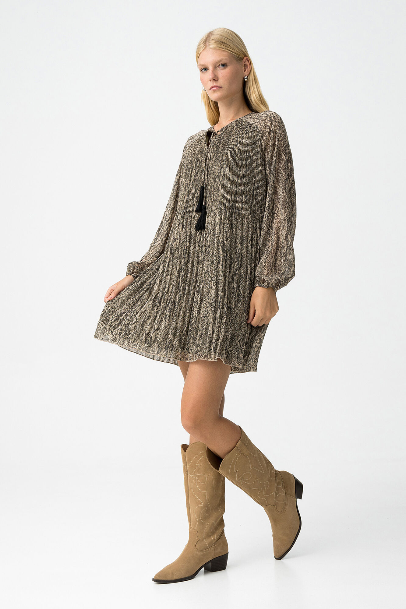 Tiffosi Vestido Plisado con Cord&oacute;n