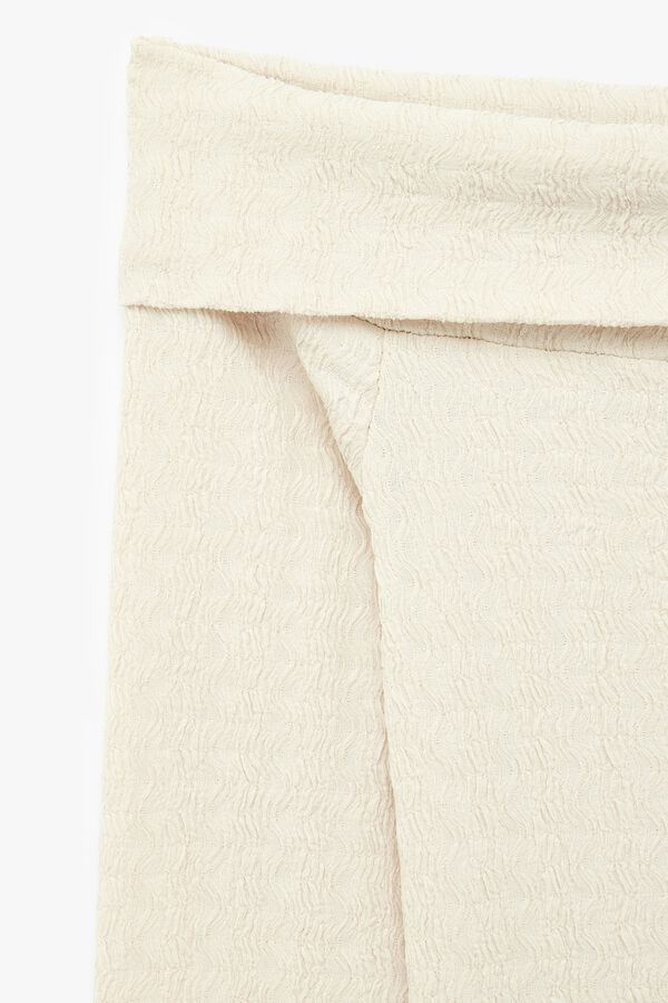 Koton Camiseta con hombros descubiertos beige