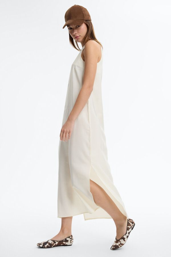 Inside Long dress with slits white