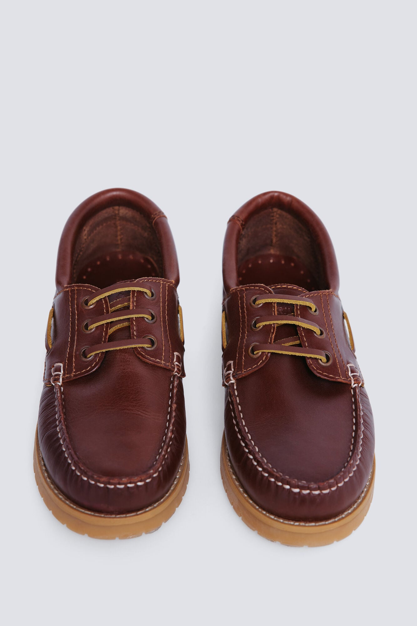 Leather boat shoes