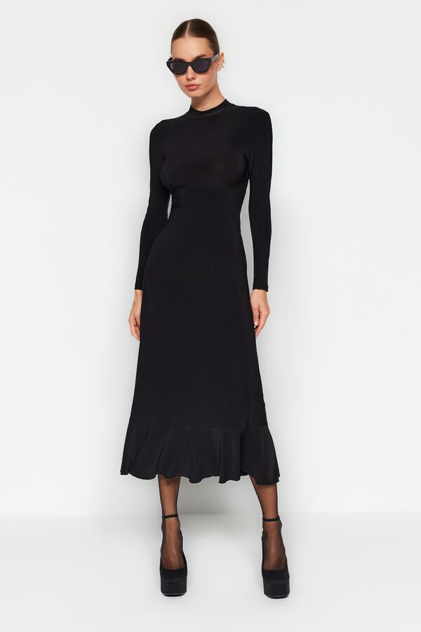 Trendyol Midi dress with open back black