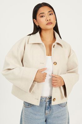 Chaqueta corta botones