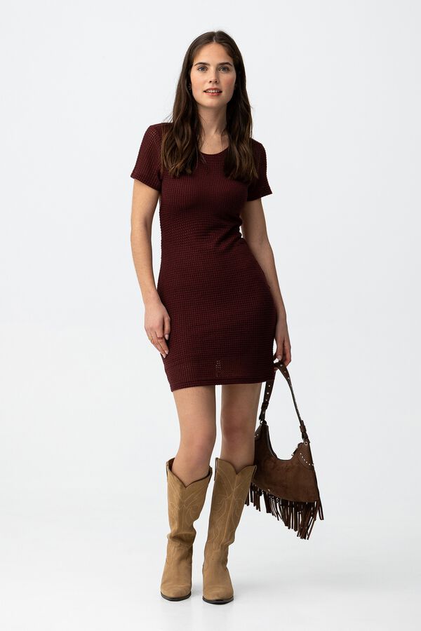 Tiffosi Young Vestido slim manga corta burdeos