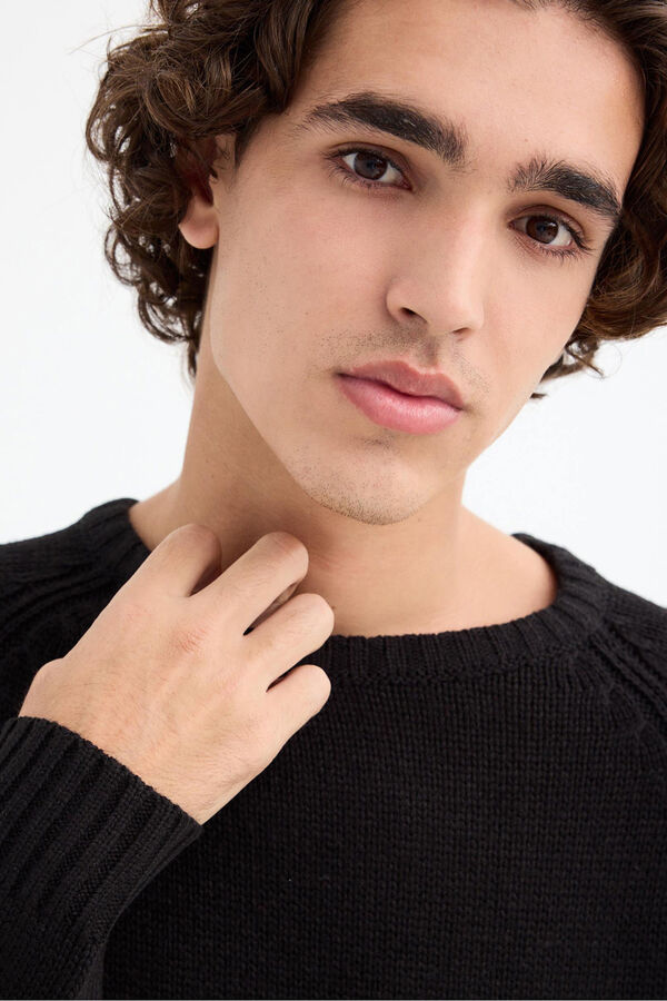 Inside Basic Jumper noir