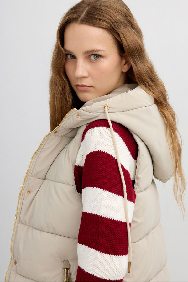 Inside Chaleco Largo Acolchado marr&oacute;n