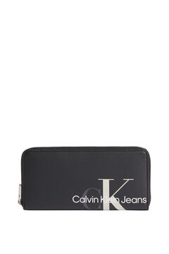 Springfield  Black women's wallet.  Logo Calvin Klein Jeans en la parte delantera black