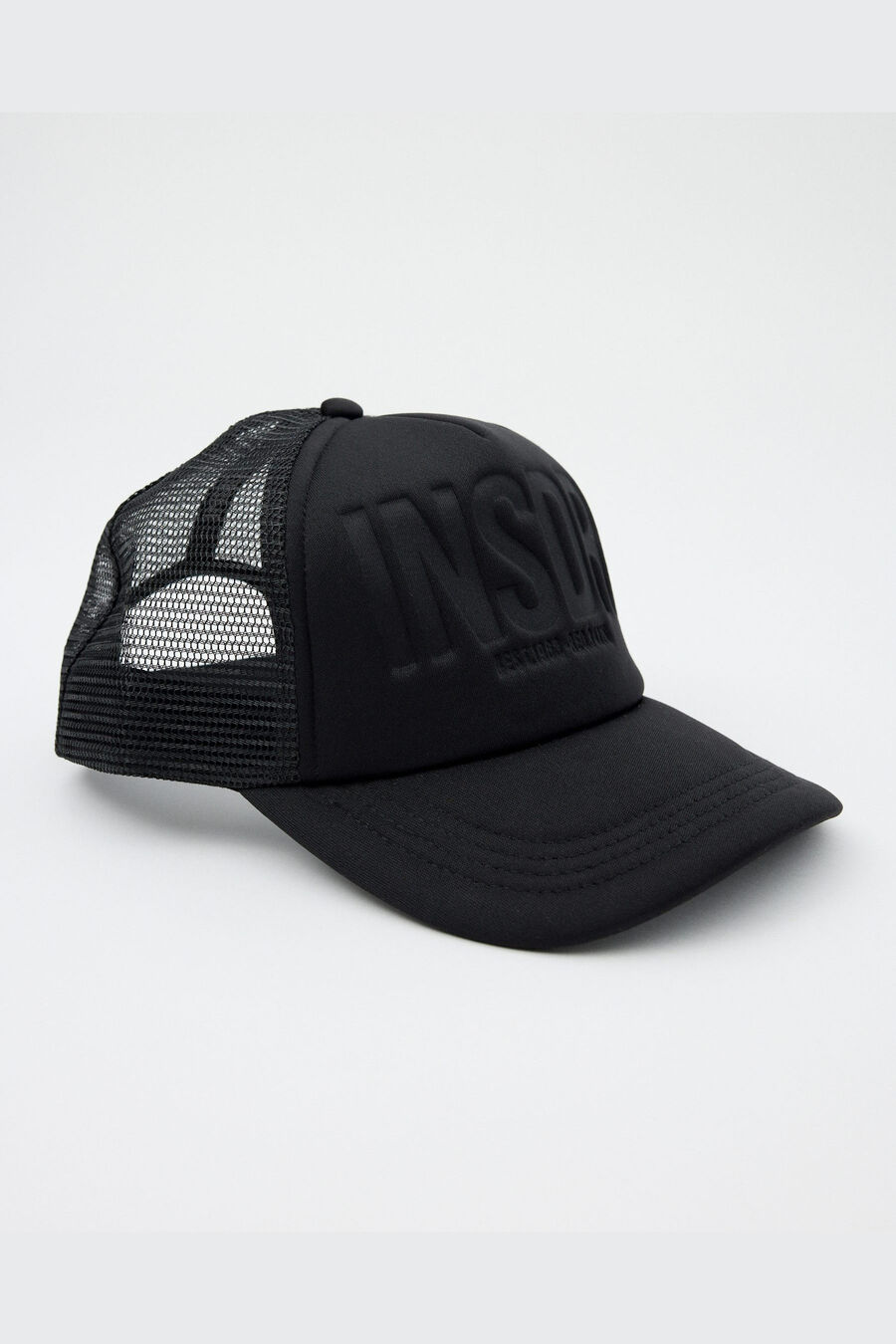 Gorra trucker visera curva