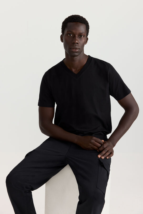 Springfield V-neck slim fit T-shirt black