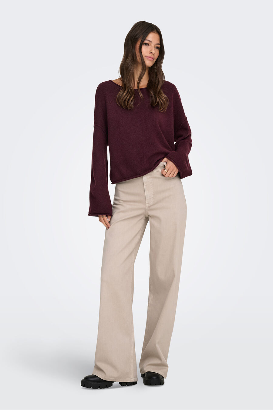 Pantalón largo ancho