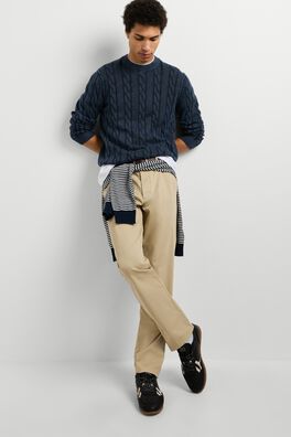 Pantalón chino slim