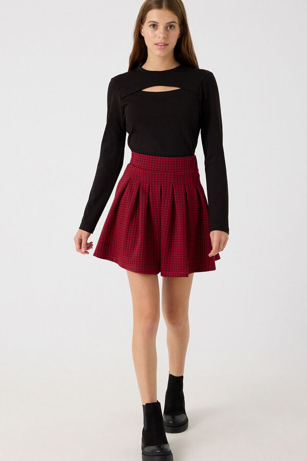 Inside Cut Out T-shirt black