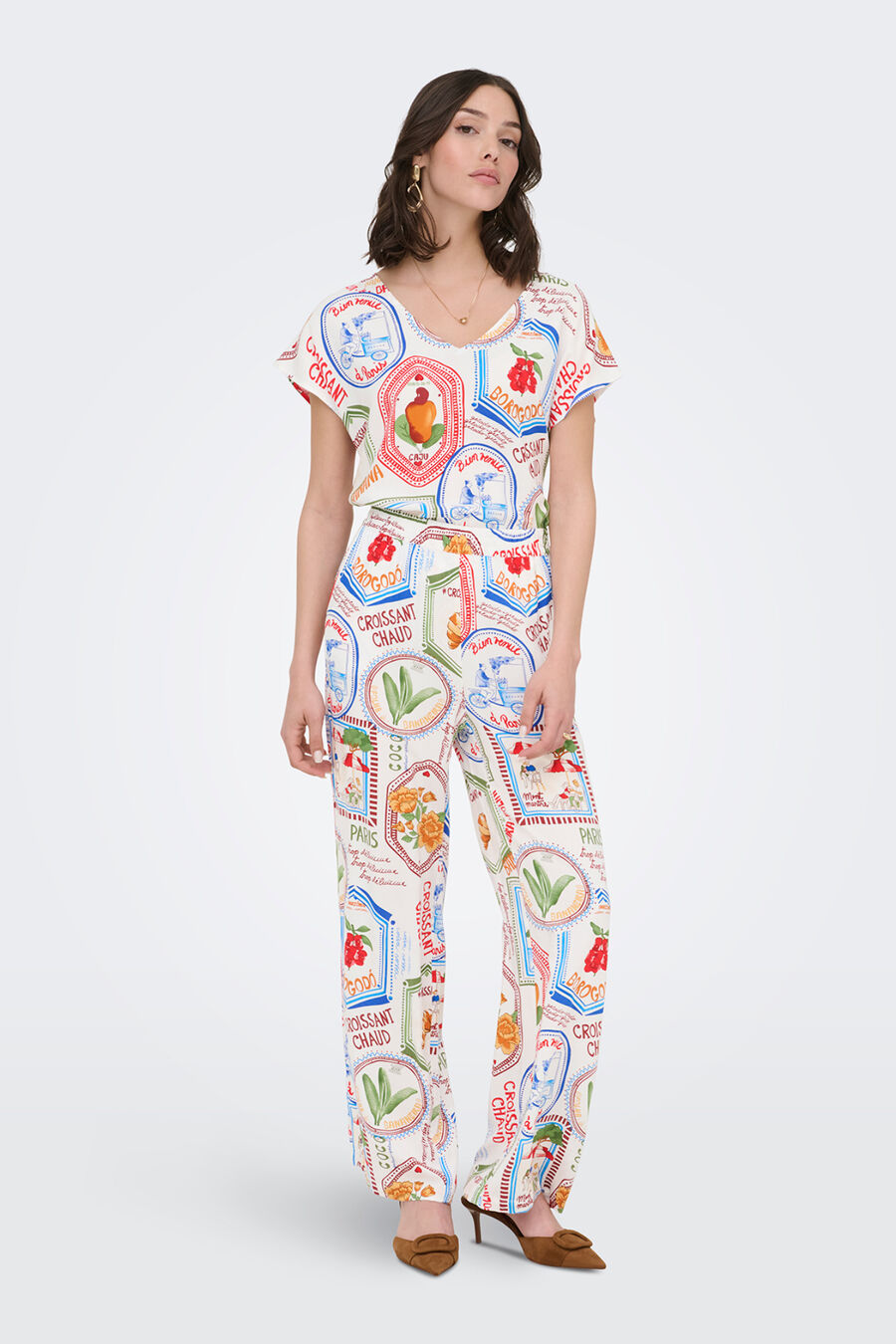 Pantalón largo ancho