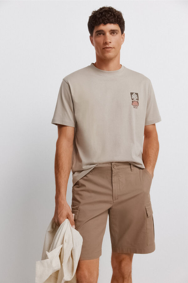 Springfield Bermuda cargo nude