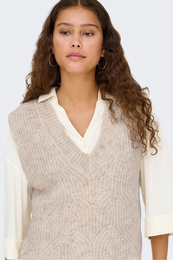 Only Structured V neck gilet brown