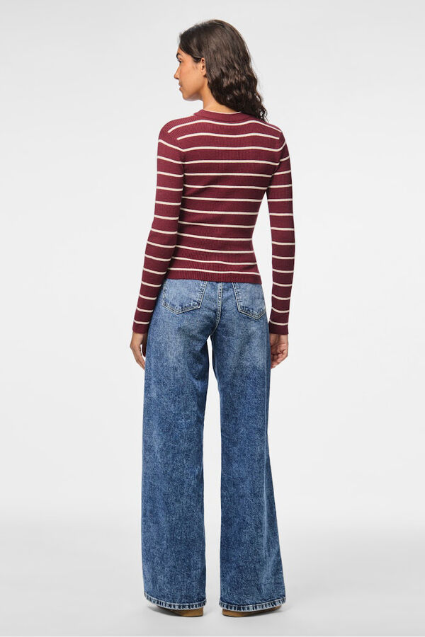 Pieces Schmal geschnittener Feinjersey Rot