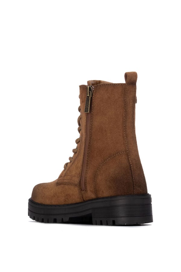 XTI Kids Military lace-up and zip fastening ankle boots nude
