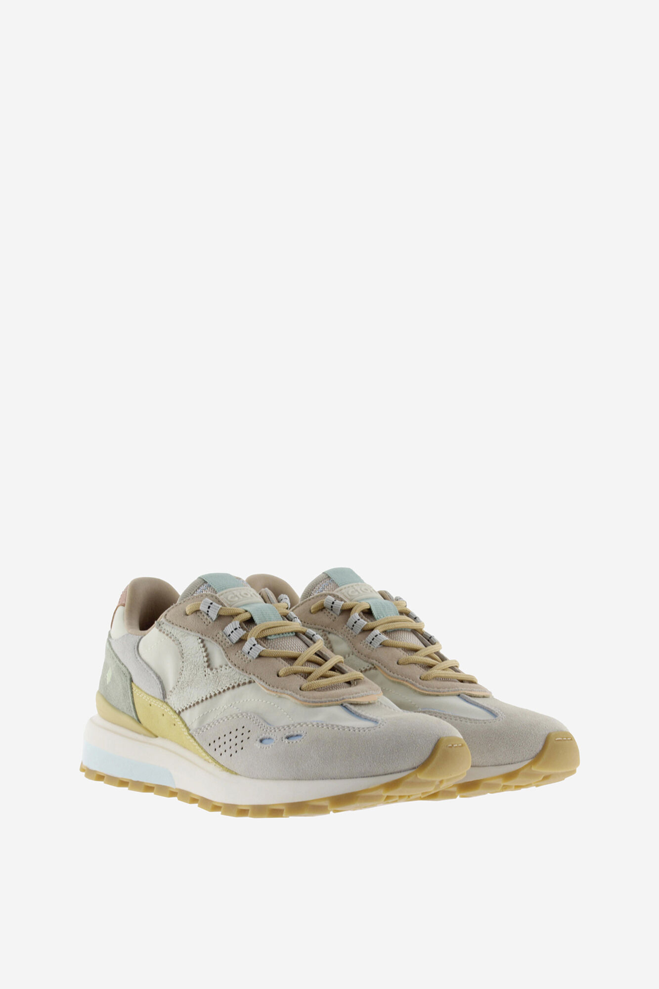 Victoria T&eacute;nis sola em relevo