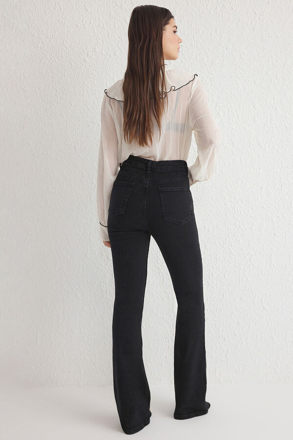 Trendyol Jeans flare de cintura alta preto