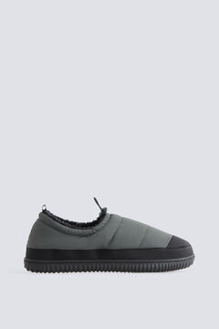Springfield Mountain mule slipper