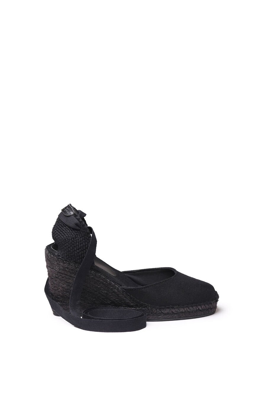 Alpargata con cuña y cintas