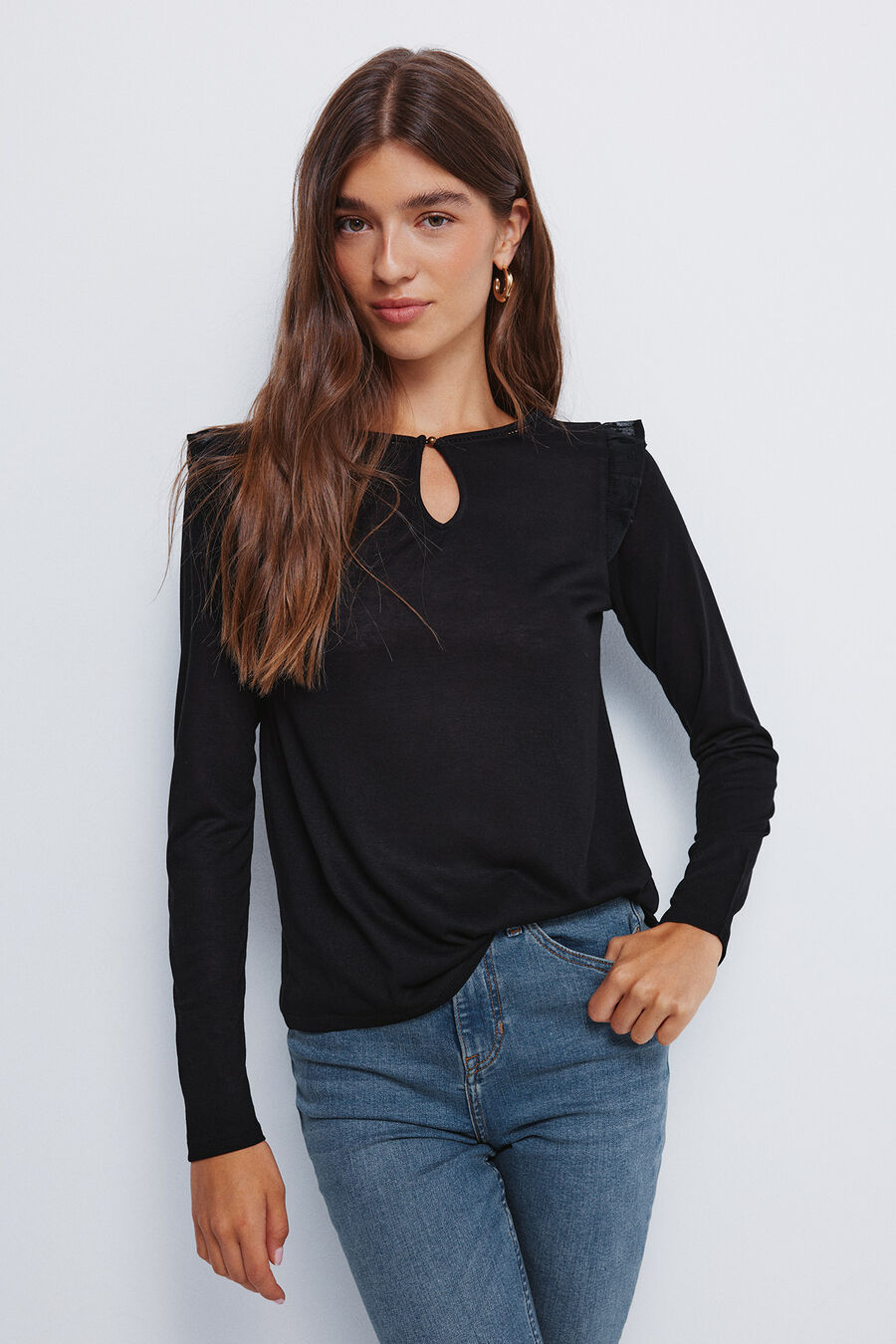 Camiseta hombro volante plumetti