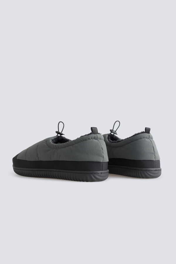 Springfield Mountain mule slipper green