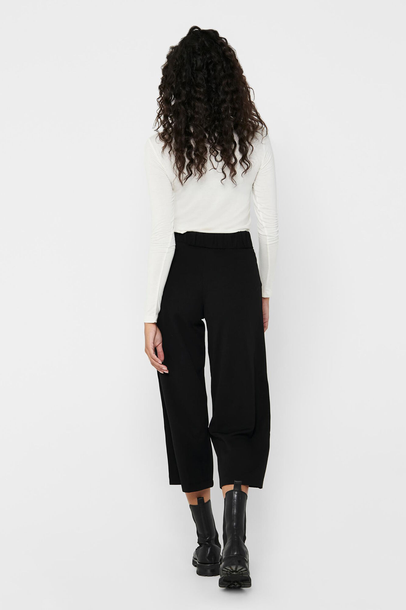 JDY Pantal&oacute;n largo fluido con pinza frontal