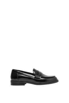 Only Closed loafer