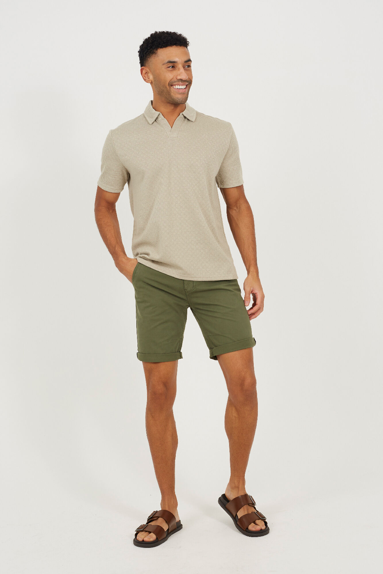 Brave Soul Short b&aacute;sico con cinco bolsillos