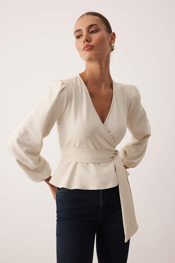 Trendyol Blusa de manga larga cruzada marfil