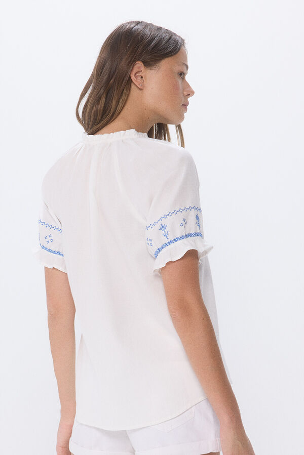 Springfield Blue ethnic embroidery blouse white