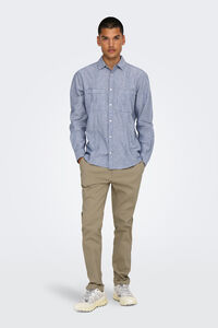 Only & Sons calças chino justas para homem.