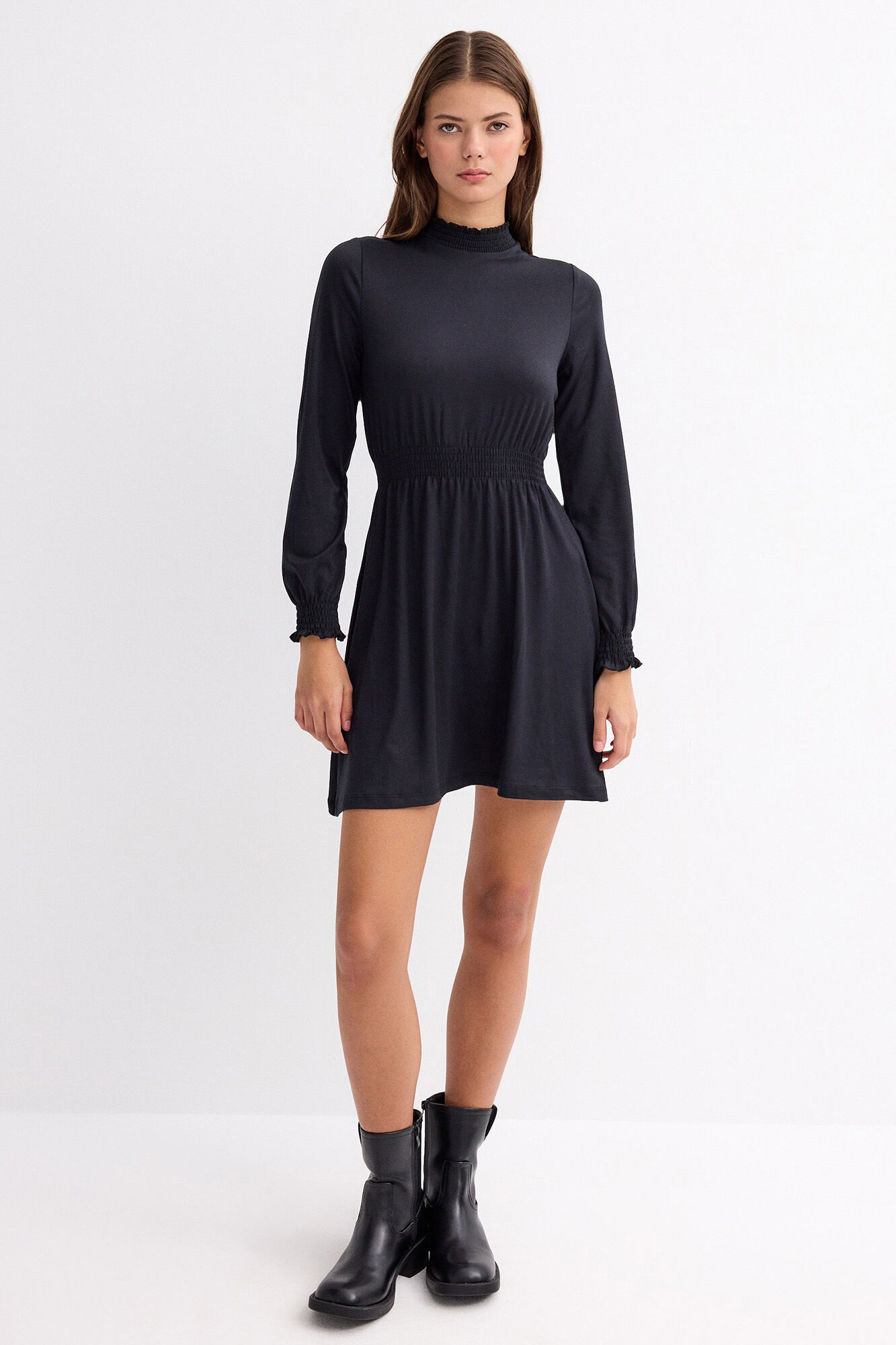 Inside Vestido Manga Larga Cuello Sub