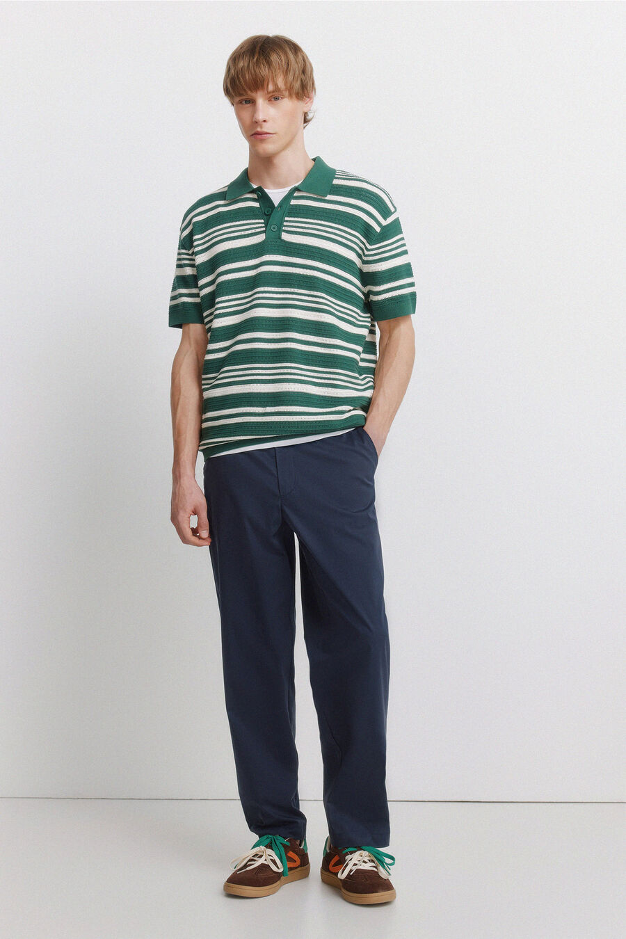 Pantalón chino ligero relaxed fit