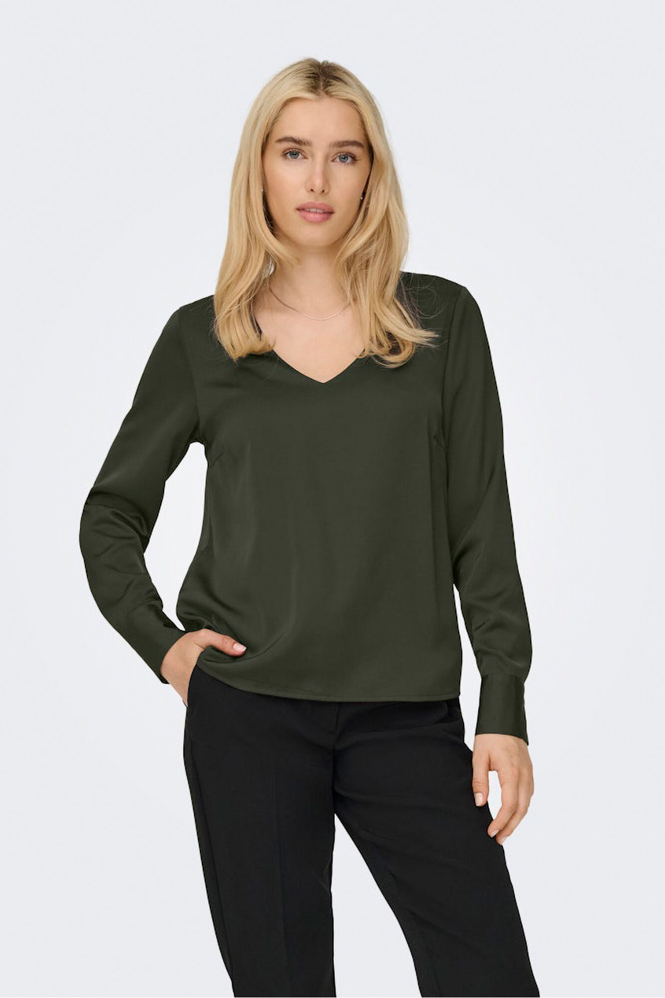 Only Blusa satinada manga larga